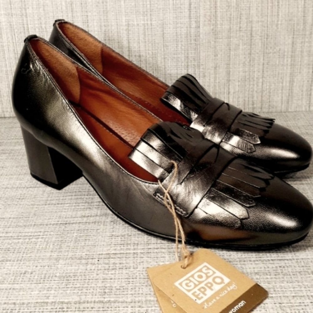 Anthropologie Gioseppo Pewter leather fringe toe loafer womens 11 NWT